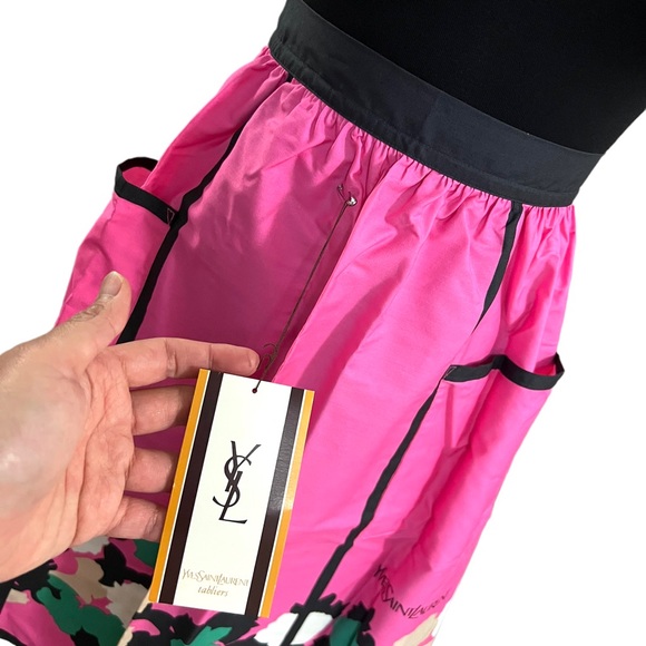 NEW Authentic YSL Yves Saint Laurent Designer Logo Pink Apron - Made In Japan - Picture 5 of 8